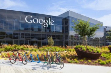 "غوغل" تعتزم السماح لمحركات البحث بالتنافس على أندرويد
