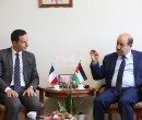 أبو زيد يبحث سبل التعاون مع نائب القنصل الفرنسي لدى فلسطين